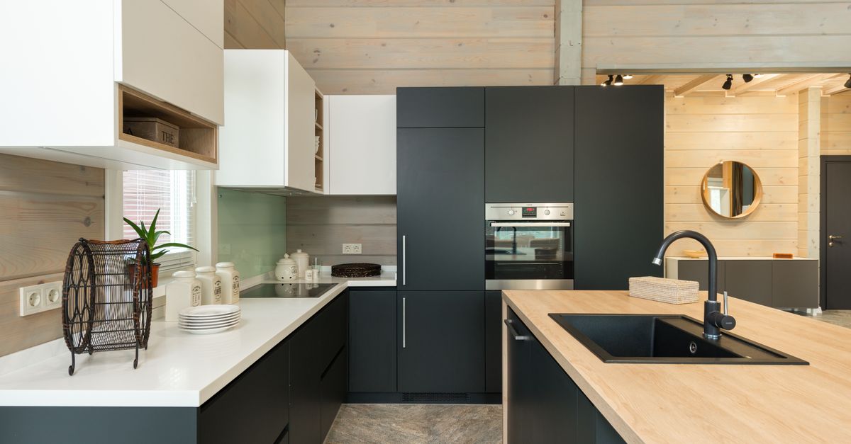 Navigating Style Choices During Cabinet Design Consultations